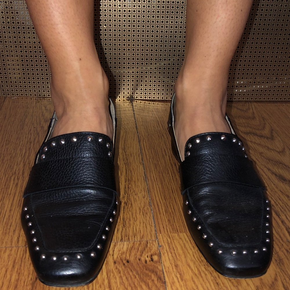 Bowan Leather Slip-On Loafers